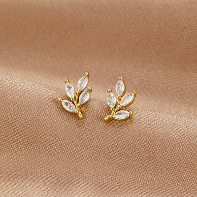 LuxeLeaf | Elegant Crystal Leaf Earrings