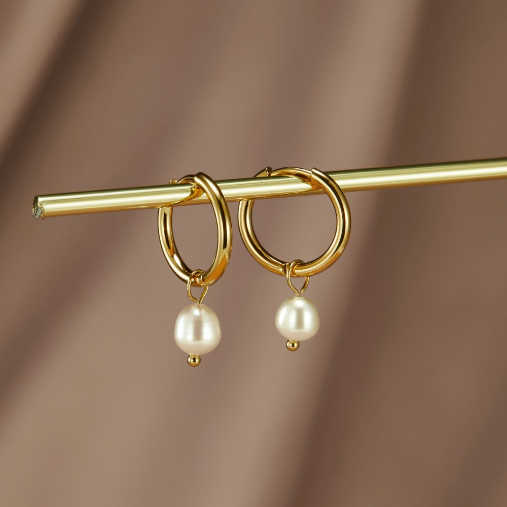 Luna | Elegant Pearl Drop Earrings