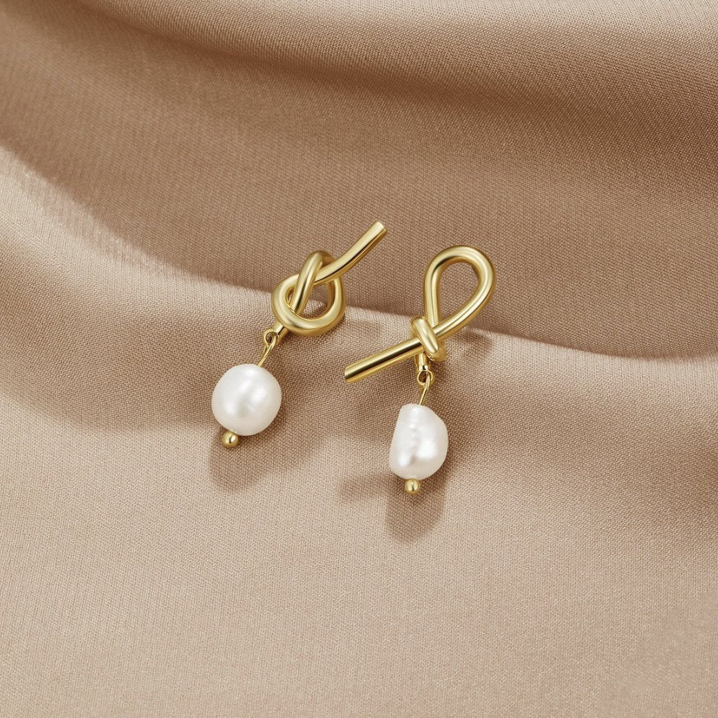 Nautica | Elegant Pearl Drop Earrings