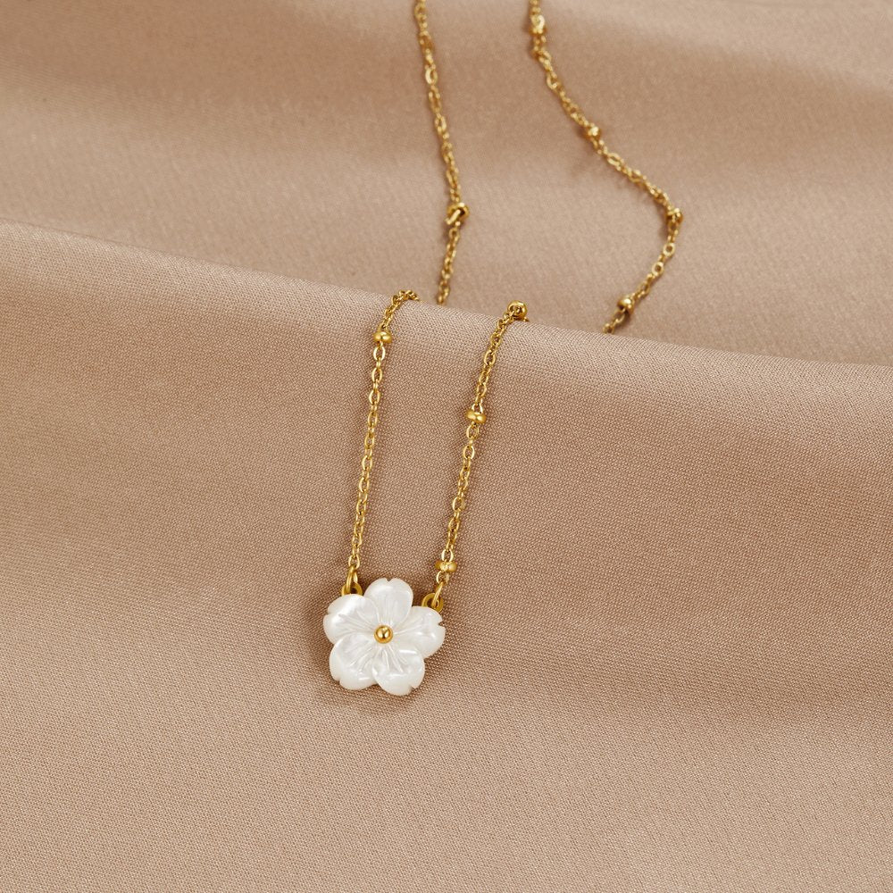 Bloom | Delicate Floral Pendant Necklace
