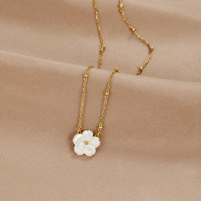 Bloom | Delicate Floral Pendant Necklace
